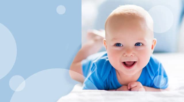 Kiedy dziecko powinno trzymać głowę - kluczowe etapy rozwoju Kiedy dziecko powinno trzymać głowę - kluczowe etapy rozwoju