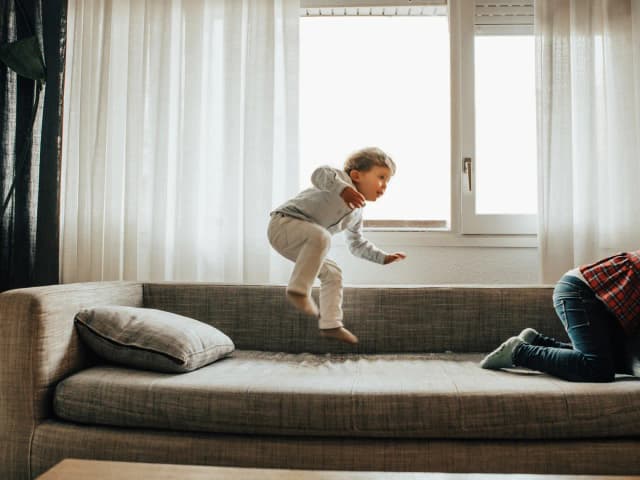 Objawy dziecka sensorycznego – jak rozpoznać zaburzenia i pomóc dziecku Objawy dziecka sensorycznego – jak rozpoznać zaburzenia i pomóc dziecku