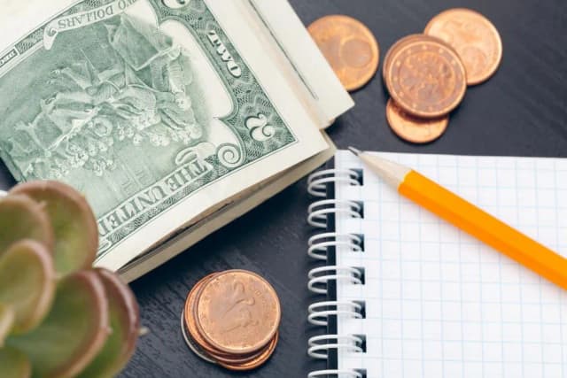 Kto płaci składki ZUS podczas urlopu wychowawczego? Sprawdź! Kto płaci składki ZUS podczas urlopu wychowawczego? Sprawdź!