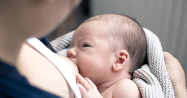 Kiedy pojawia się laktacja? Etapy, objawy i wsparcie dla młodych mam Kiedy pojawia się laktacja? Etapy, objawy i wsparcie dla młodych mam