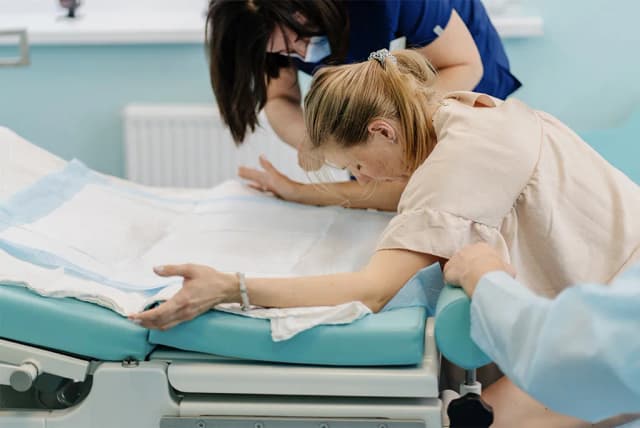 Czy podczas porodu można się posikać? Co warto wiedzieć o tym? Czy podczas porodu można się posikać? Co warto wiedzieć o tym?