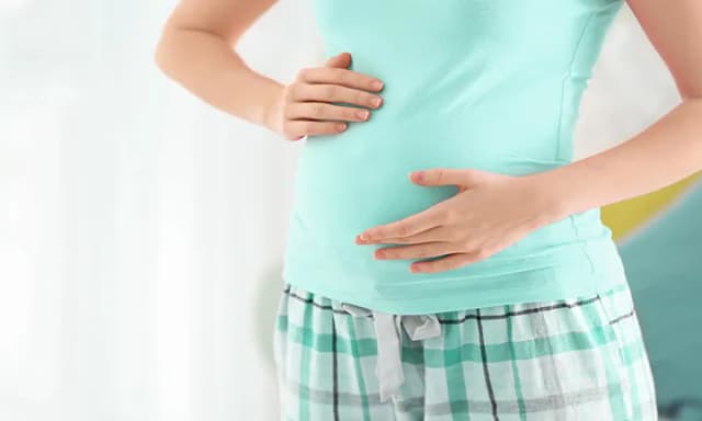 Kiedy dziecko kopie? Poznaj ważne etapy ruchów płodu w ciąży Kiedy dziecko kopie? Poznaj ważne etapy ruchów płodu w ciąży