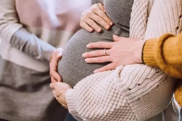 Co przepowiada zbliżający się poród? Objawy, które musisz znać Co przepowiada zbliżający się poród? Objawy, które musisz znać