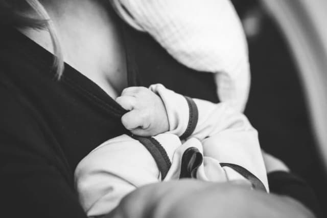 Jak oduczyć dziecko karmienia piersią bez stresu i łez Jak oduczyć dziecko karmienia piersią bez stresu i łez