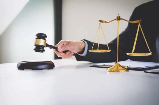 Alimenty na dziecko w rodzinie zastępczej – kto płaci i jak je uzyskać? Alimenty na dziecko w rodzinie zastępczej – kto płaci i jak je uzyskać?