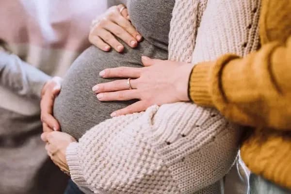 Czop śluzowy ile dni przed porodem? Oczekiwania i rzeczywistość Czop śluzowy ile dni przed porodem? Oczekiwania i rzeczywistość